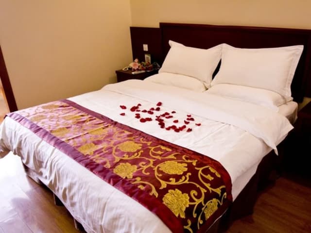 Classic Room, 1 King Bed