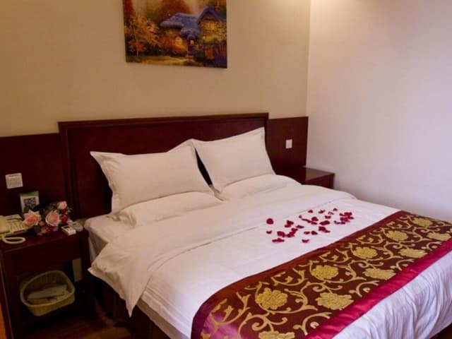 Classic Room, 1 King Bed