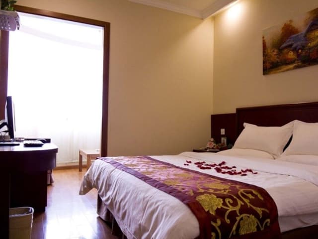 Classic Room, 1 King Bed