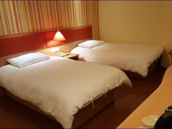 HOM - Twin Bed Room