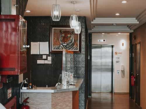The Noble Hotel (Check in 10PM, Check out 9AM) The Noble Hotel (Check in 10PM, Check out 9AM)
