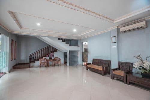 Super OYO 686 Bunga Karang Hotel Super OYO 686 Bunga Karang Hotel