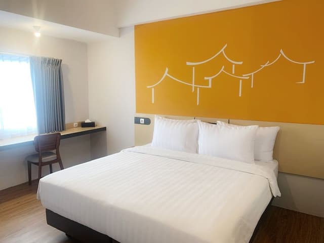 Superior Double or Twin Room, City View