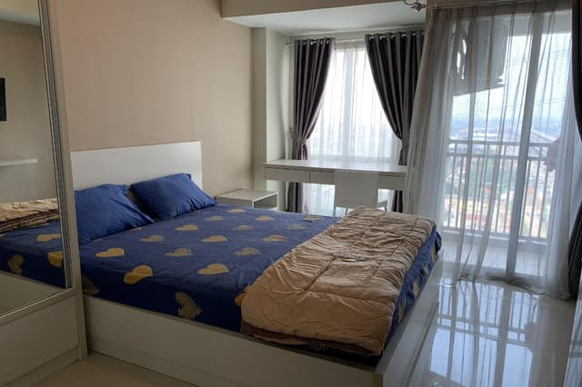 One Bedroom Apartment