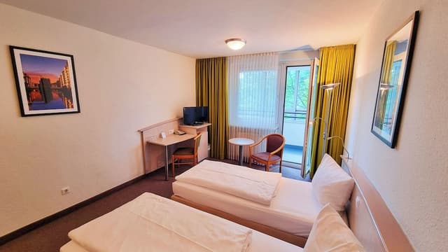 Double Room, Balcony