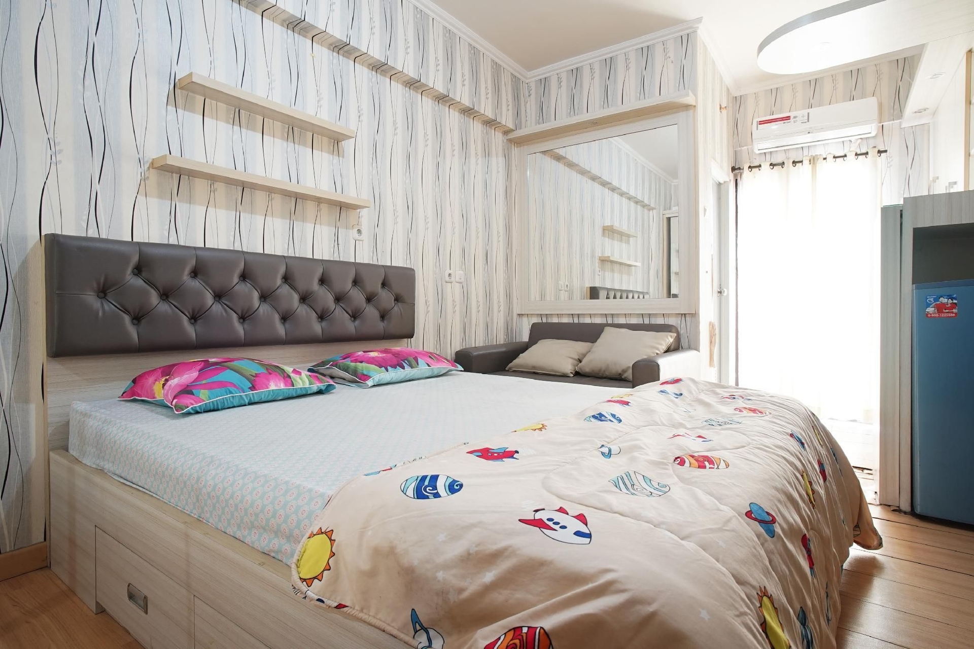 Planet Room Kemang View0