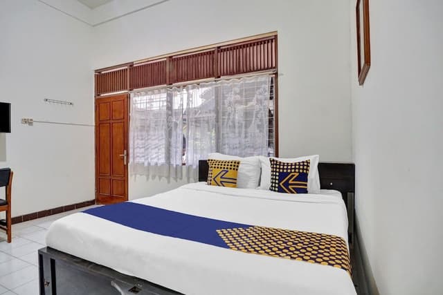 Economy Double Room