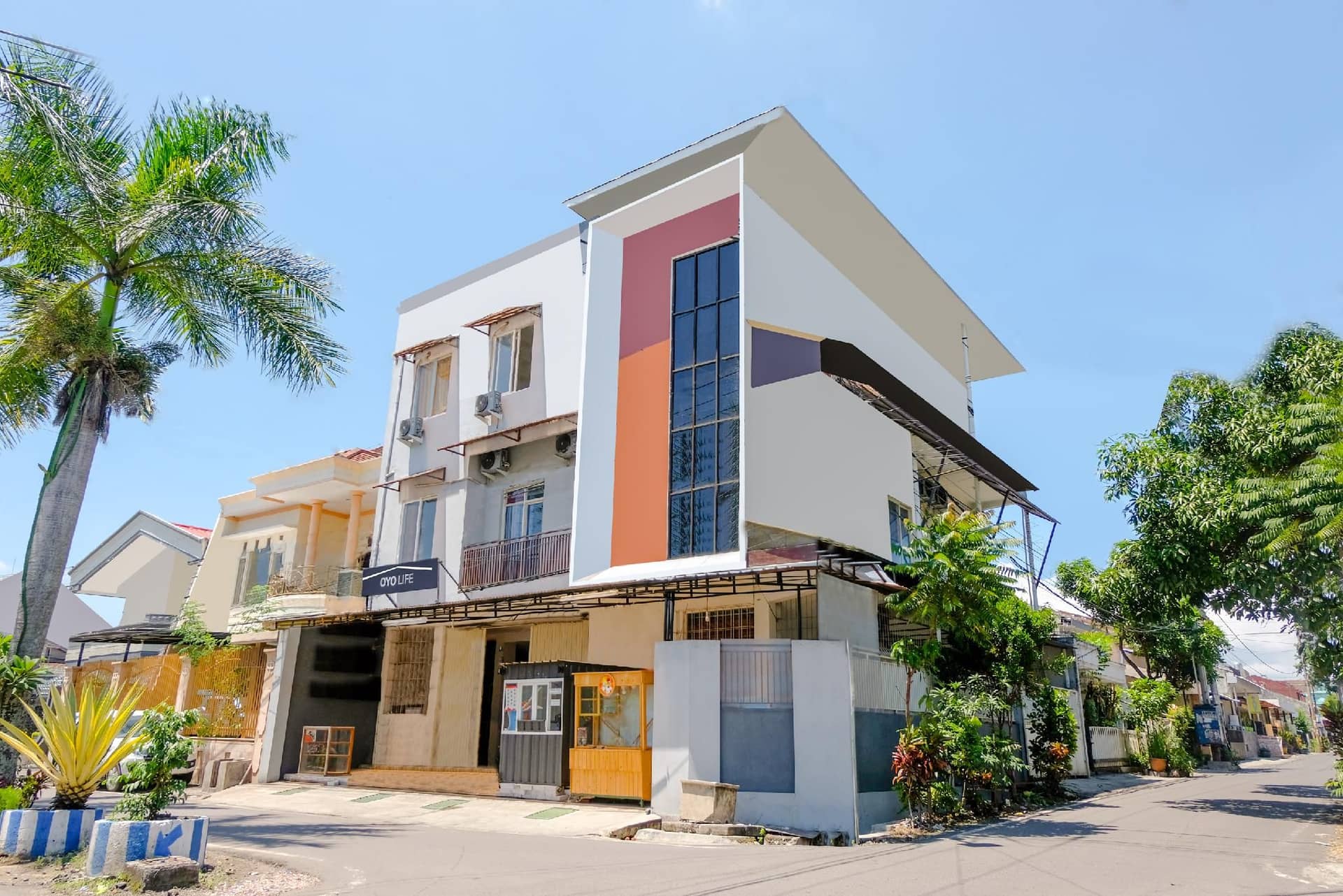 OYO Life 2760 Kost Simpang Borobudur 47 OYO Life 2760 Kost Simpang Borobudur 47