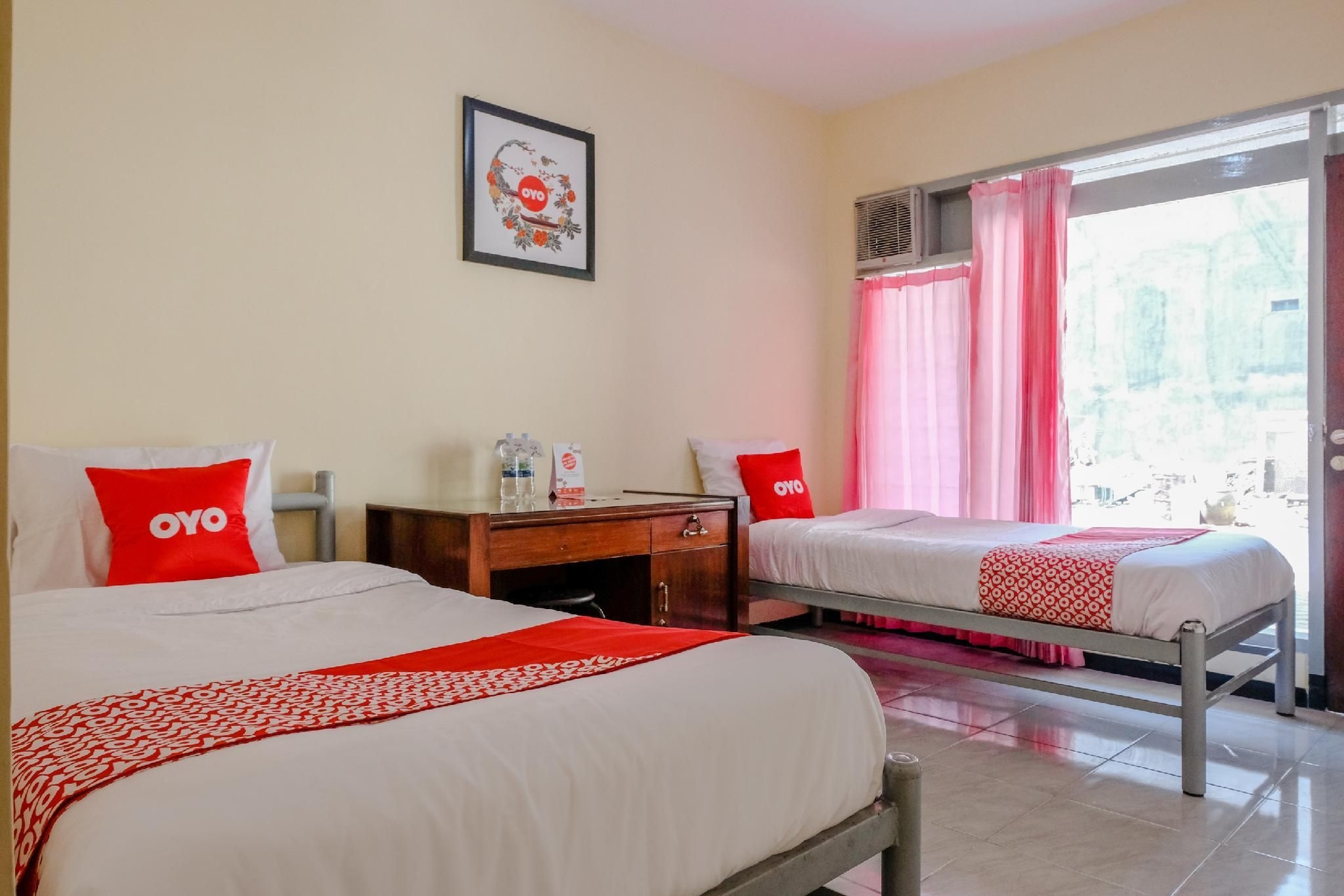 OYO 1289 Cbr Residence4