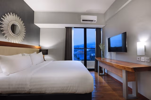 ASTON Suite