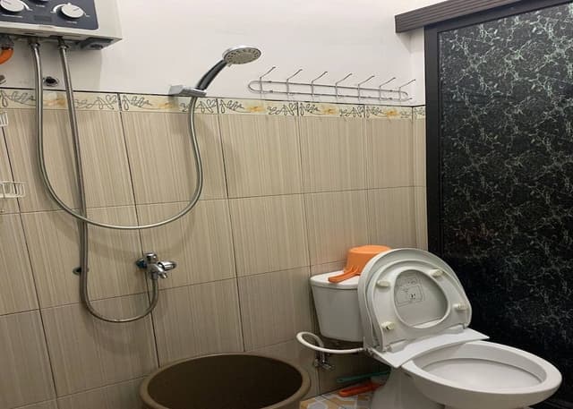 Room, 2 Bedrooms