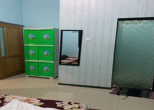 Room, 2 Bedrooms