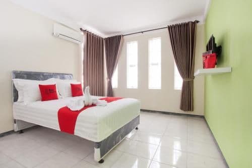 RedDoorz Room