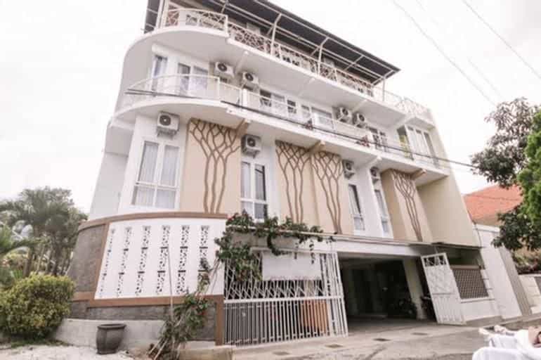 โอมาห์ อานิน เกสต์เฮาส์ โอมาห์ อานิน เกสต์เฮาส์