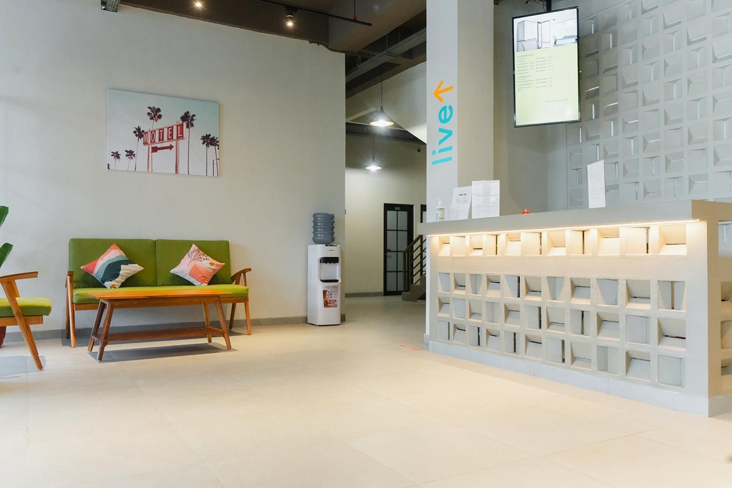 โซเชียล ฮับ บาย ทูสเปซ (Social Hub by TwoSpaces)0