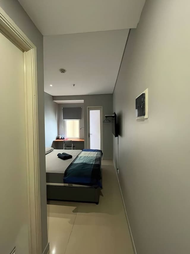 Superior Studio, 1 Queen Bed, City View