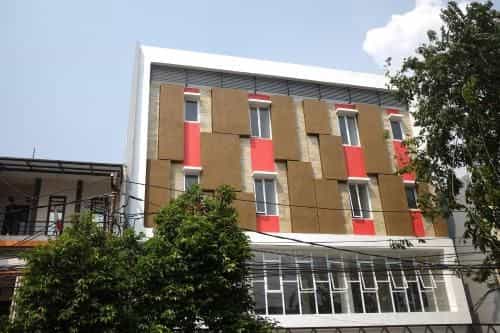 RedDoorz Plus near Mall Ciputra Jakarta RedDoorz Plus near Mall Ciputra Jakarta