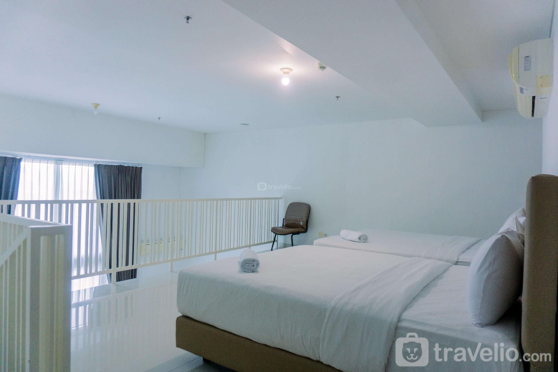 อพาร์ตเมนต์ 1 ห้องนอนสไตล์โมเดิร์นที่กว้างขวาง ที่เนโอ โซโฮ โดย เทรเวลิโอ (Modern Look Spacious 1BR at Neo Soho By Travelio)1
