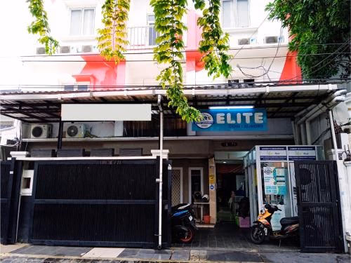 อีลิท เรสซิเดนซ์ ใกล้เซ็นทรัล พาร์ค มอลล์ (Elite Residenca Near Central Park Mall)0