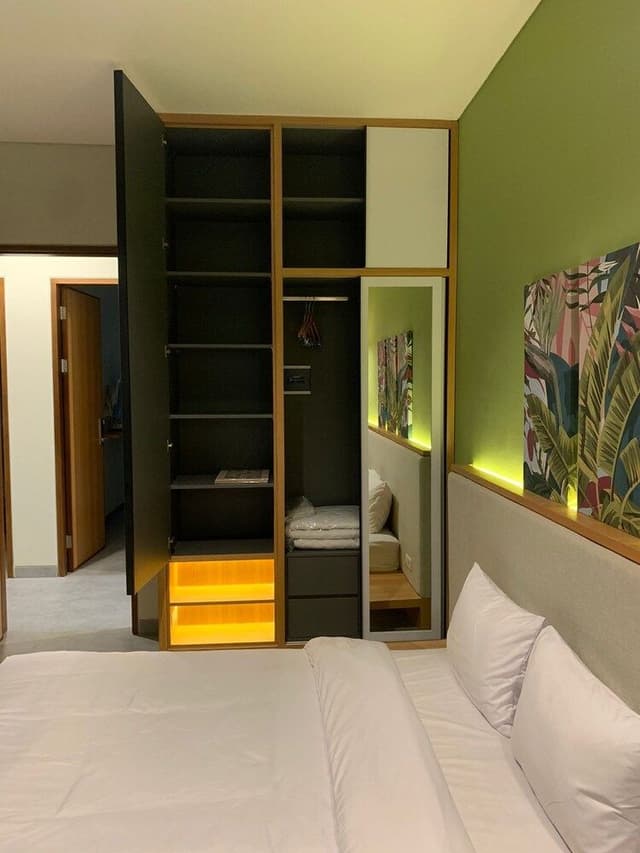 Executive Studio Suite