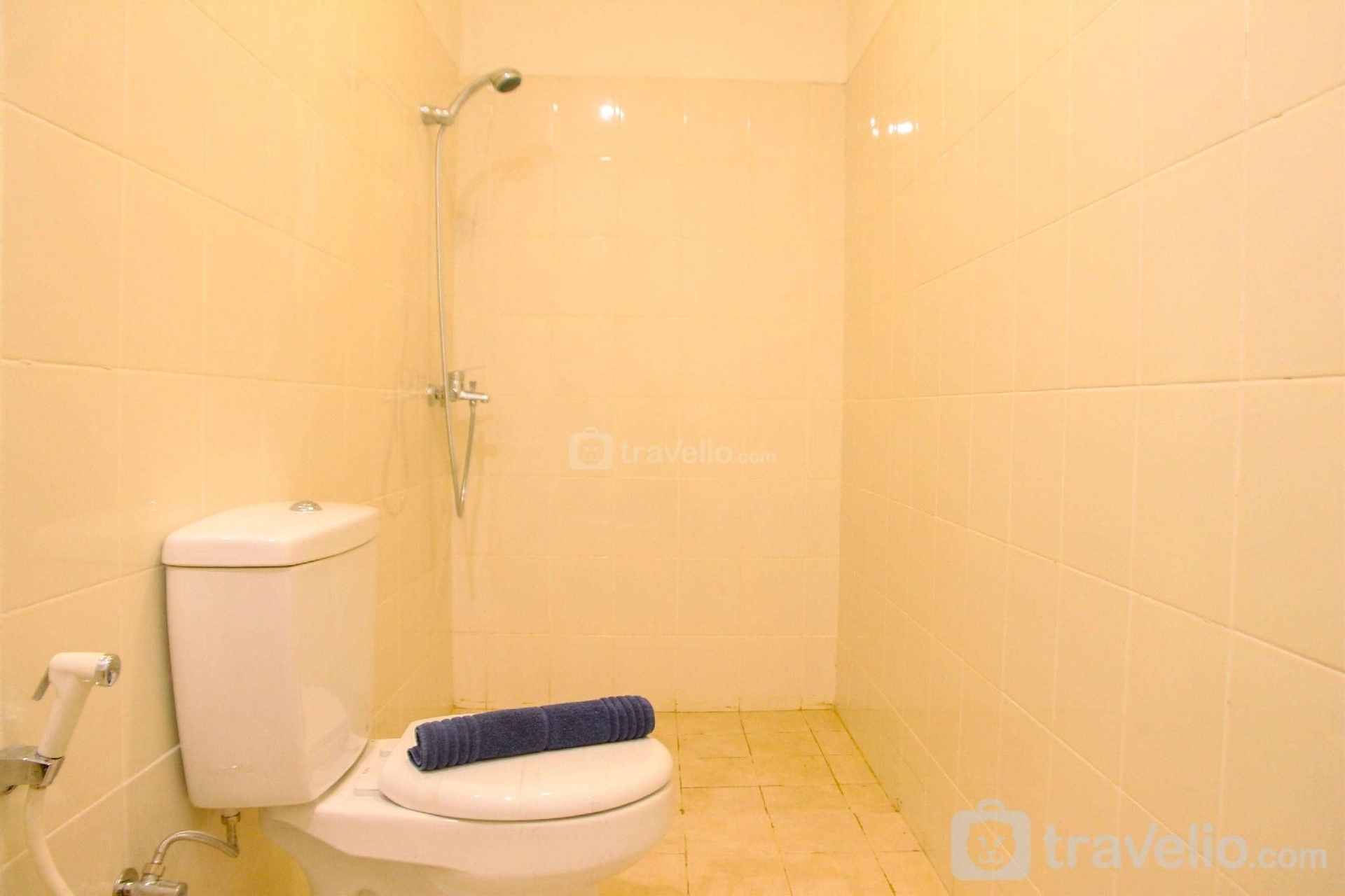 อพาร์ตเมนต์ 2 ห้องนอน 2 ห้องน้ำส่วนตัว ขนาด 108 ตร.ม. – เตเบต (Modern 2BR Cervino Village Apartment By Travelio)0