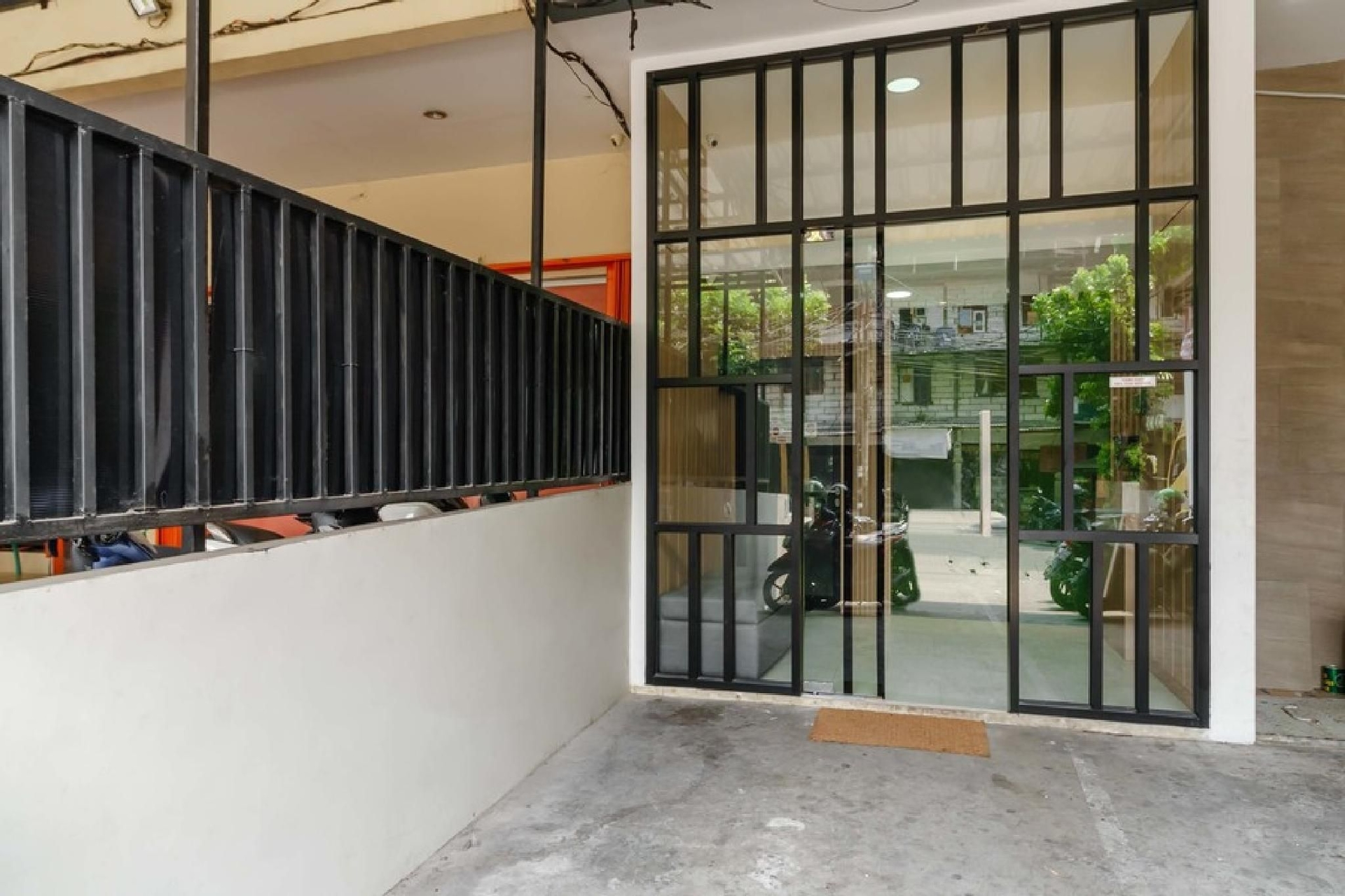RedDoorz @ Mangga Besar 20