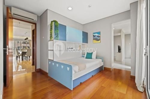 อพาร์ตเมนต์ 4 ห้องนอน 4 ห้องน้ำส่วนตัว ขนาด 212 ตร.ม. – เสนายัน (Aurum by Kozystay - Senayan)3