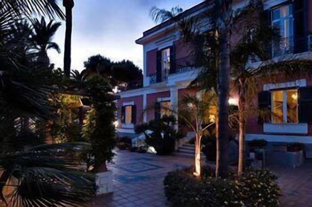 Villa Svizzera1