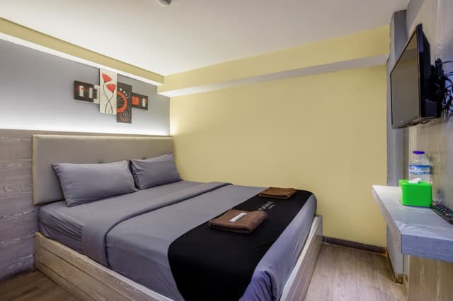 Standard with 1 Double Bed