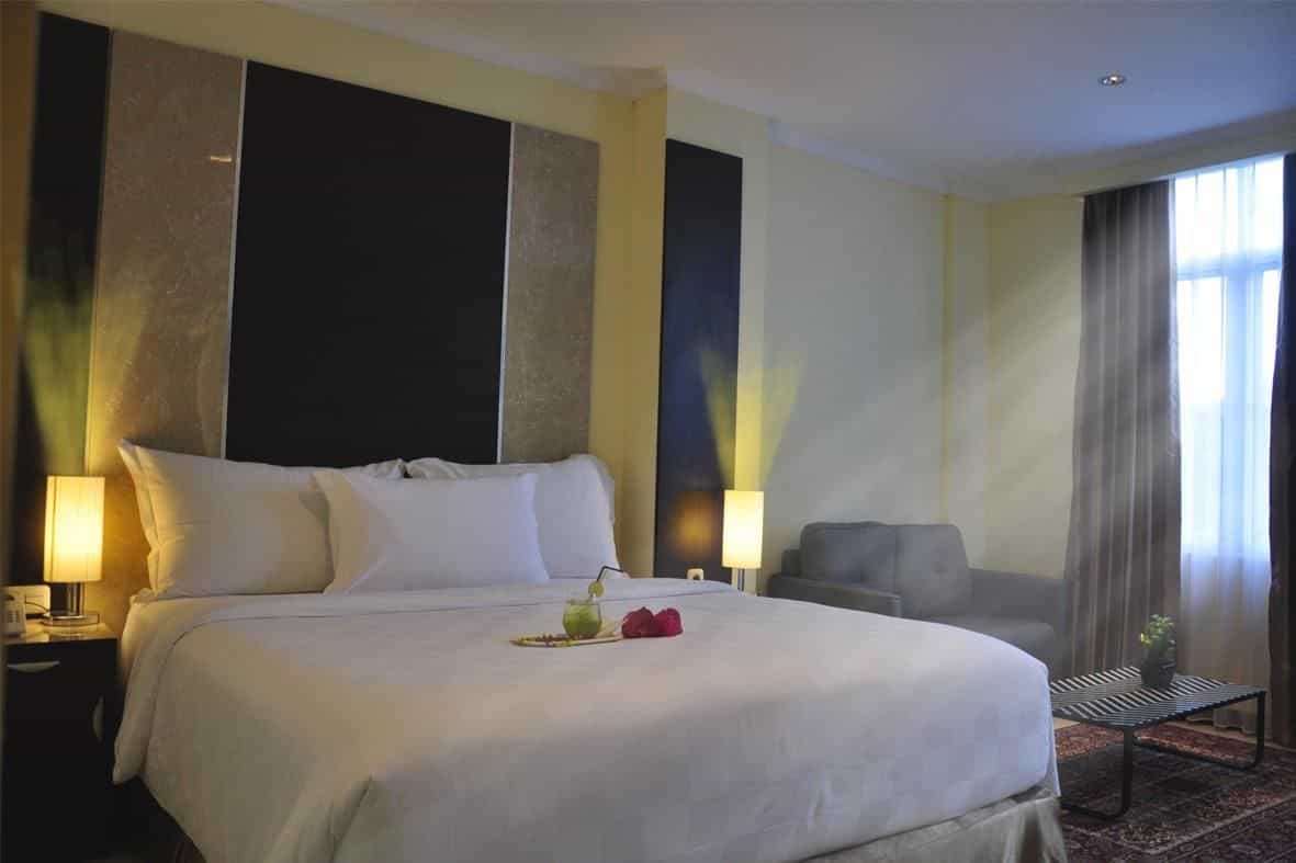 โรงแรมซันบรีซ โรงแรมซันบรีซ