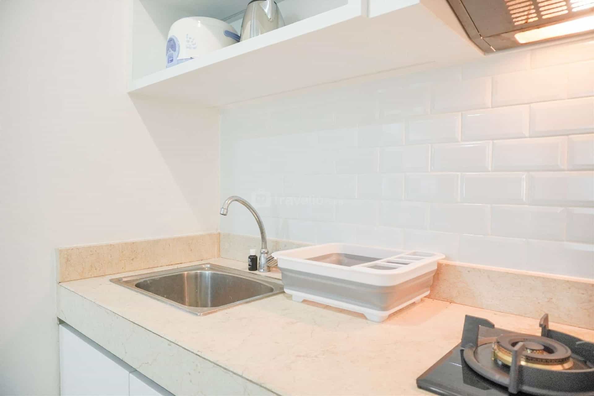 Homey 2BR MT Haryono Square Apartment By Travelio Homey 2BR MT Haryono Square Apartment By Travelio