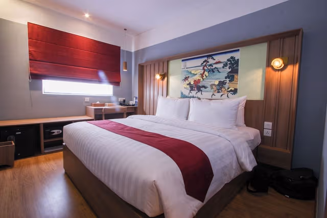 Deluxe King room