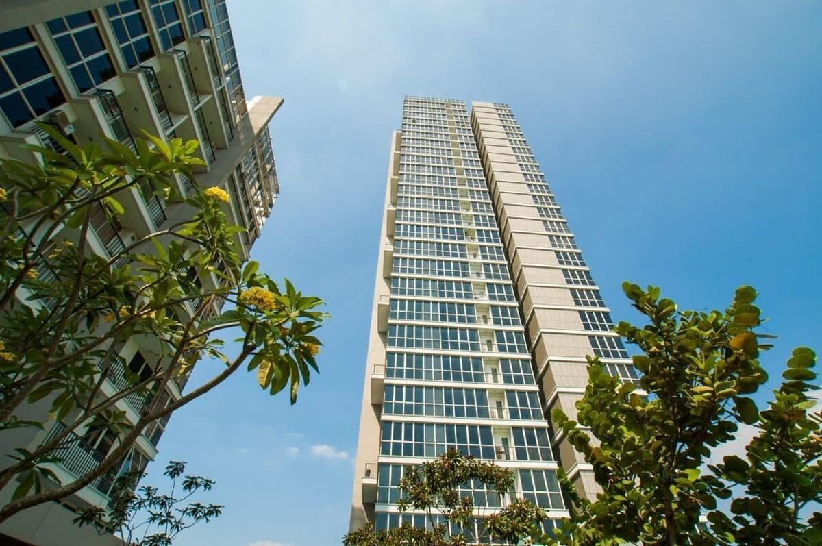 Lovely Condo 2BR Amazing Skyline View Lovely Condo 2BR Amazing Skyline View
