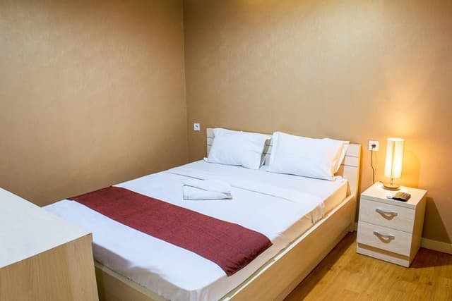 Economy Room