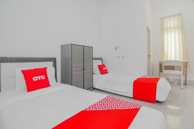 Deluxe Twin Room