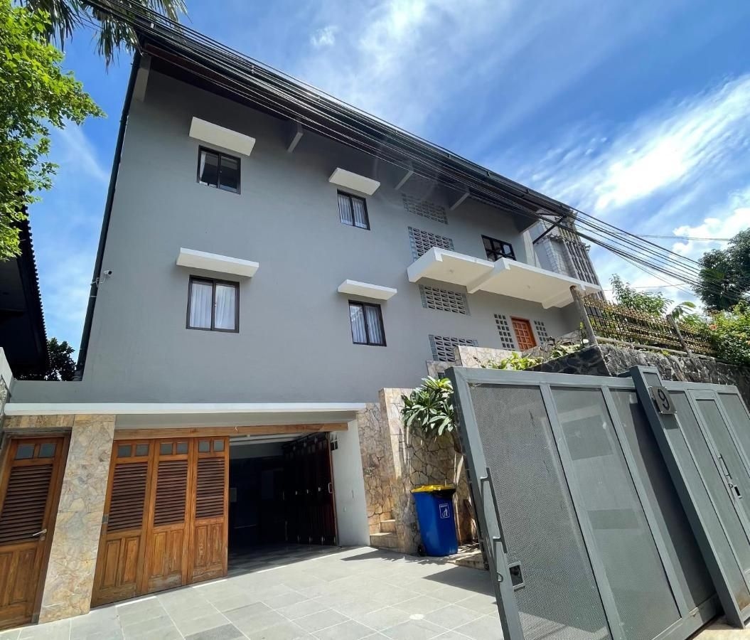 9 เรสซิเดนซ์ เกสต์เฮาส์ ชาเรียะห์ จิลันดัก (9 Residence Guesthouse Syariah Cilandak)0