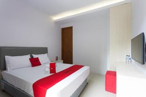 RedDoorz Room