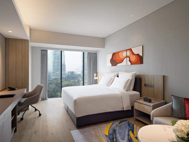 Swiss Advantage Studio With King Size Bed