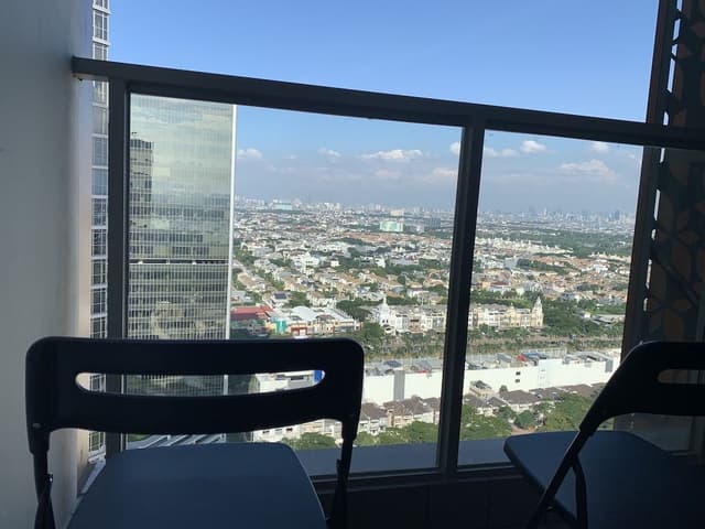 Premium Studio, 1 King Bed, City View