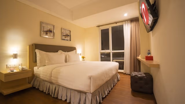 Superior Double Room with Window