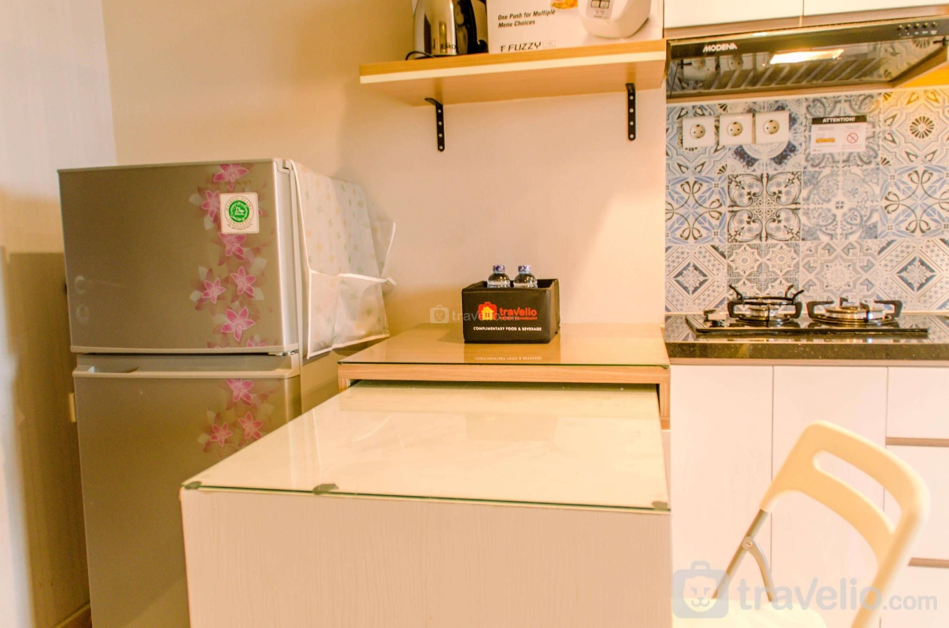 สตูดิโอที่สะดวกสบายและเรียบง่ายที่เวสต์ วิสต้า โดยทราเวลลิโอ (Comfort and Simply Studio West Vista By Travelio)0