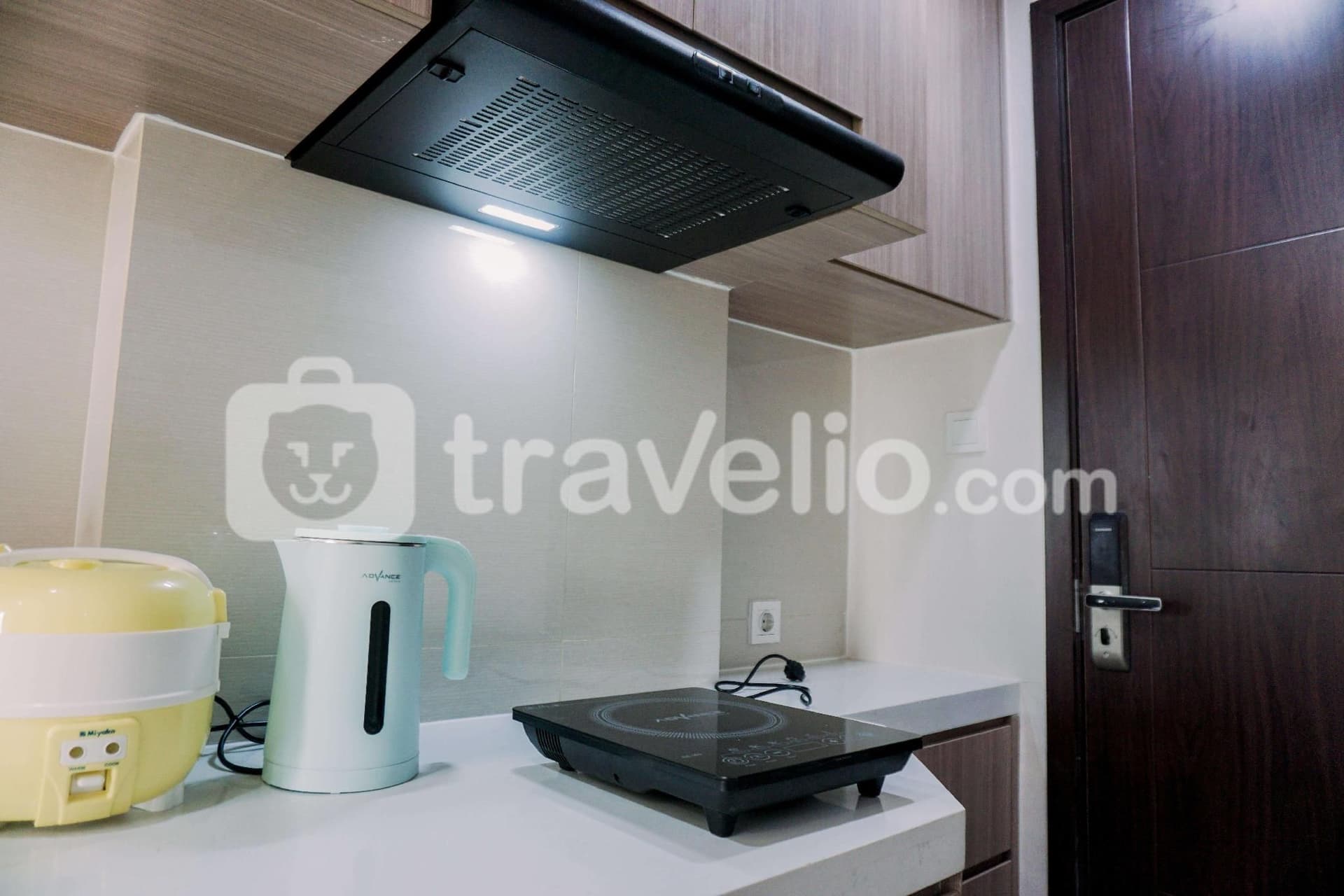 ห้องสตูดิโอรูปลักษณ์ทันสมัยที่ซิตร้า ลีฟวิ่ง โดยทราเวลลิโอ ห้องสตูดิโอรูปลักษณ์ทันสมัยที่ซิตร้า ลีฟวิ่ง โดยทราเวลลิโอ