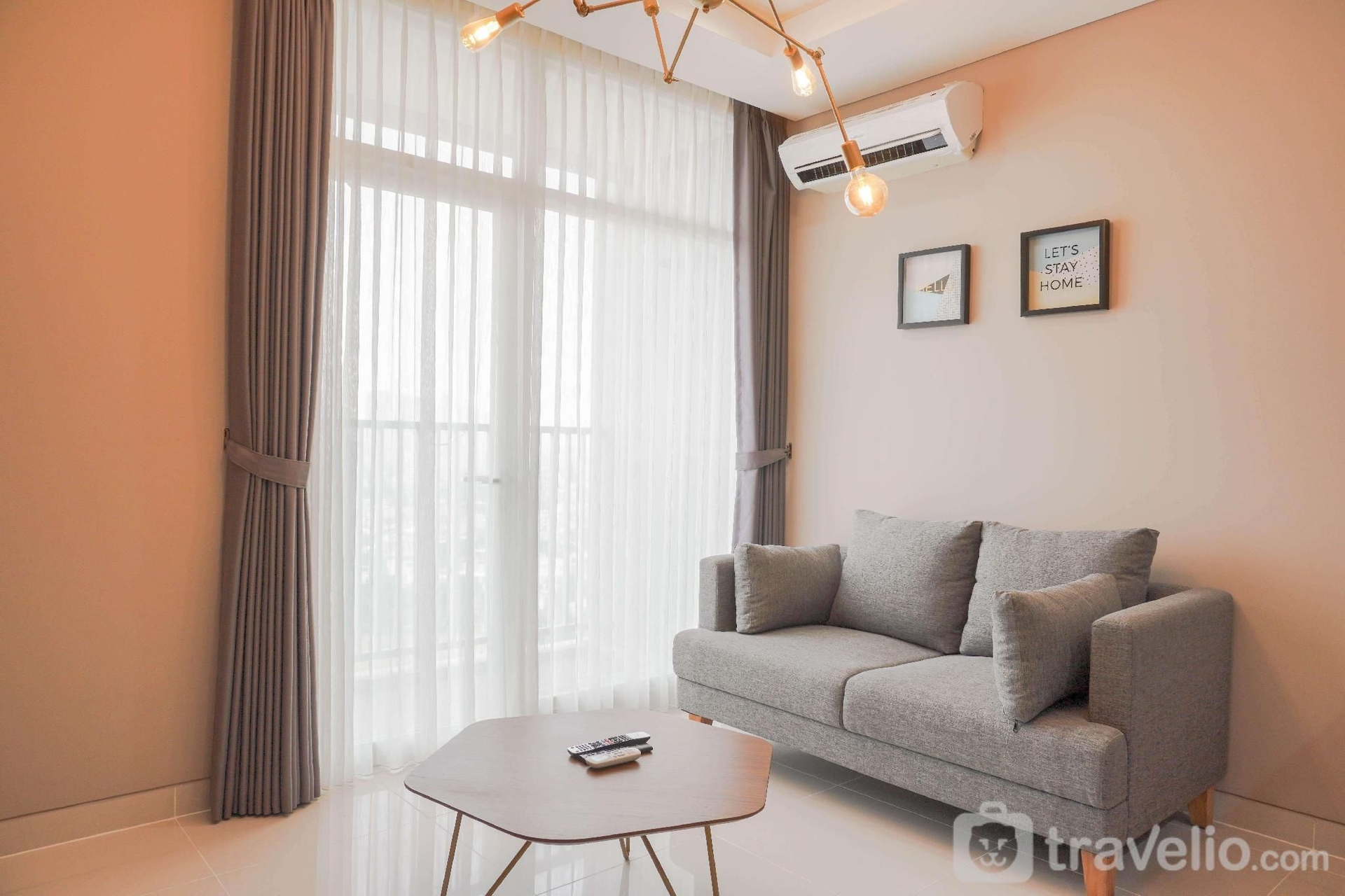 ซีปุตรา อินเตอร์เนชั่นแนล 2 ห้องนอน ใกล้ห้างสรรพสินค้า โดยทราเวลลิโอ (Ciputra International 2BR near Mall By Travelio)4