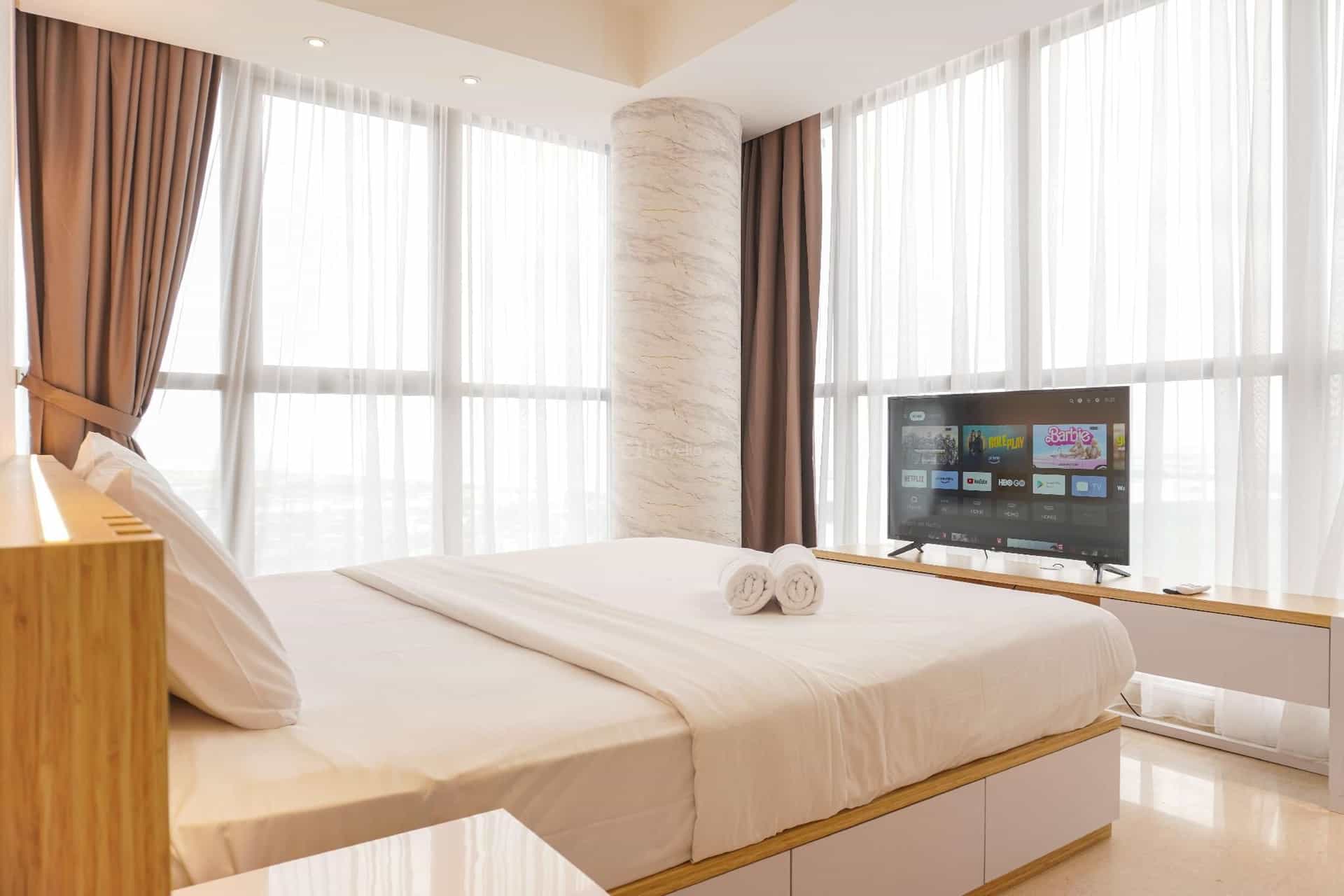 Modern Nice 2BR Gold Coast near PIK By Travelio Modern Nice 2BR Gold Coast near PIK By Travelio