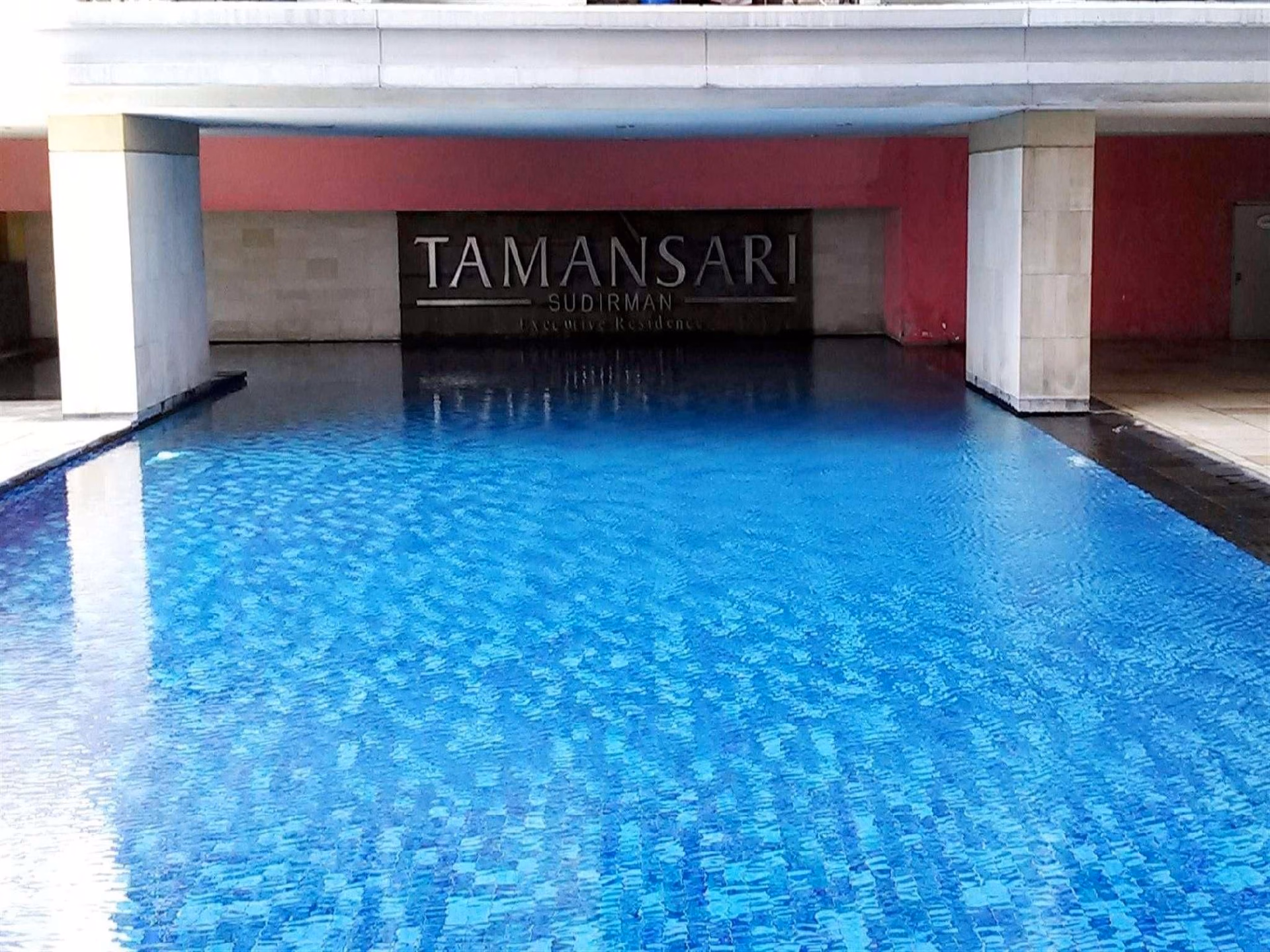 สตูดิโอ อพาร์ตเมนต์ 1 ห้องน้ำส่วนตัว ขนาด 28 ตร.ม. – สุดีร์มาน (Comfy Studio Tamansari Sudirman Apt By Travelio)1