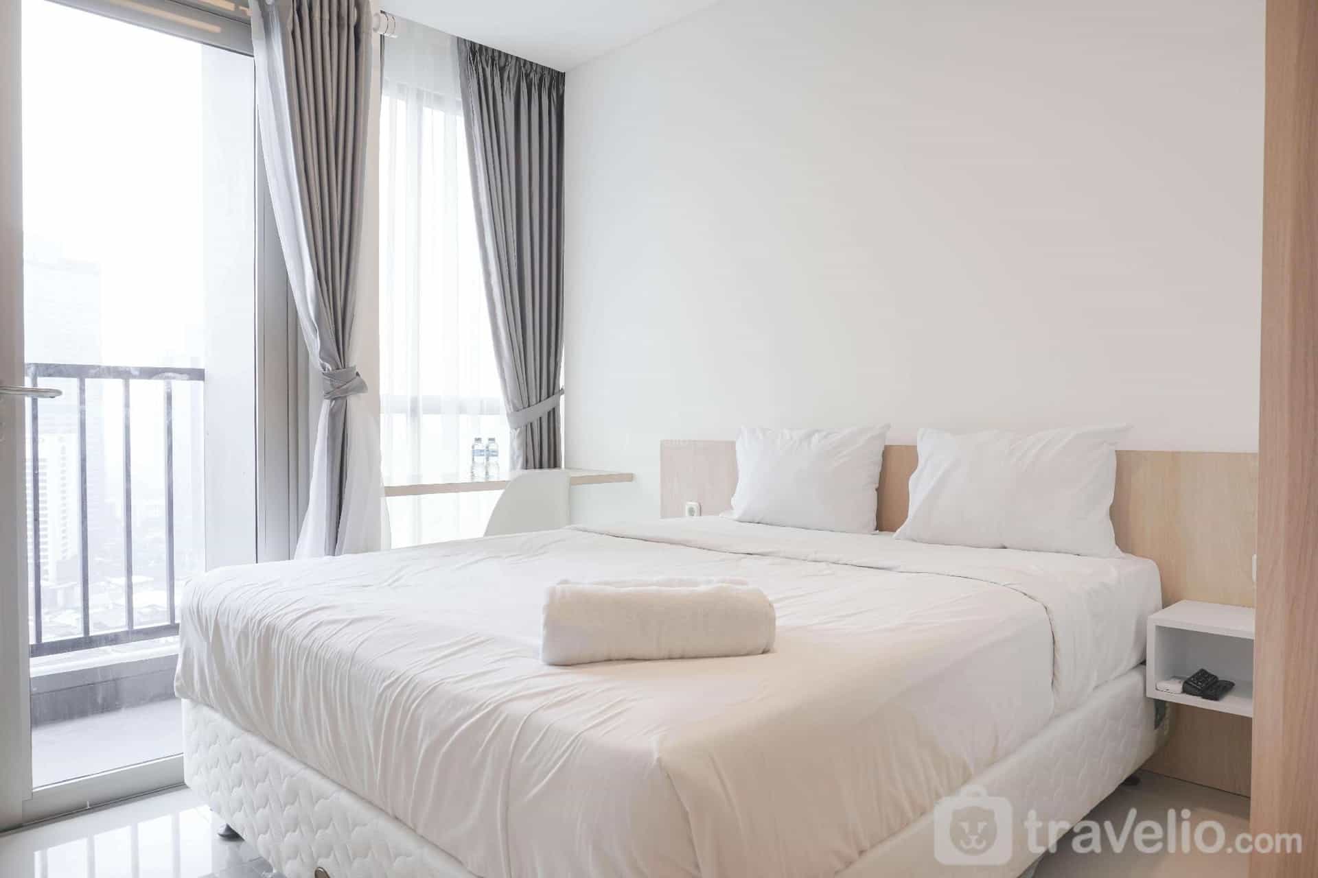 Comfort Warm Studio at Ciputra World 2 By Travelio Comfort Warm Studio at Ciputra World 2 By Travelio