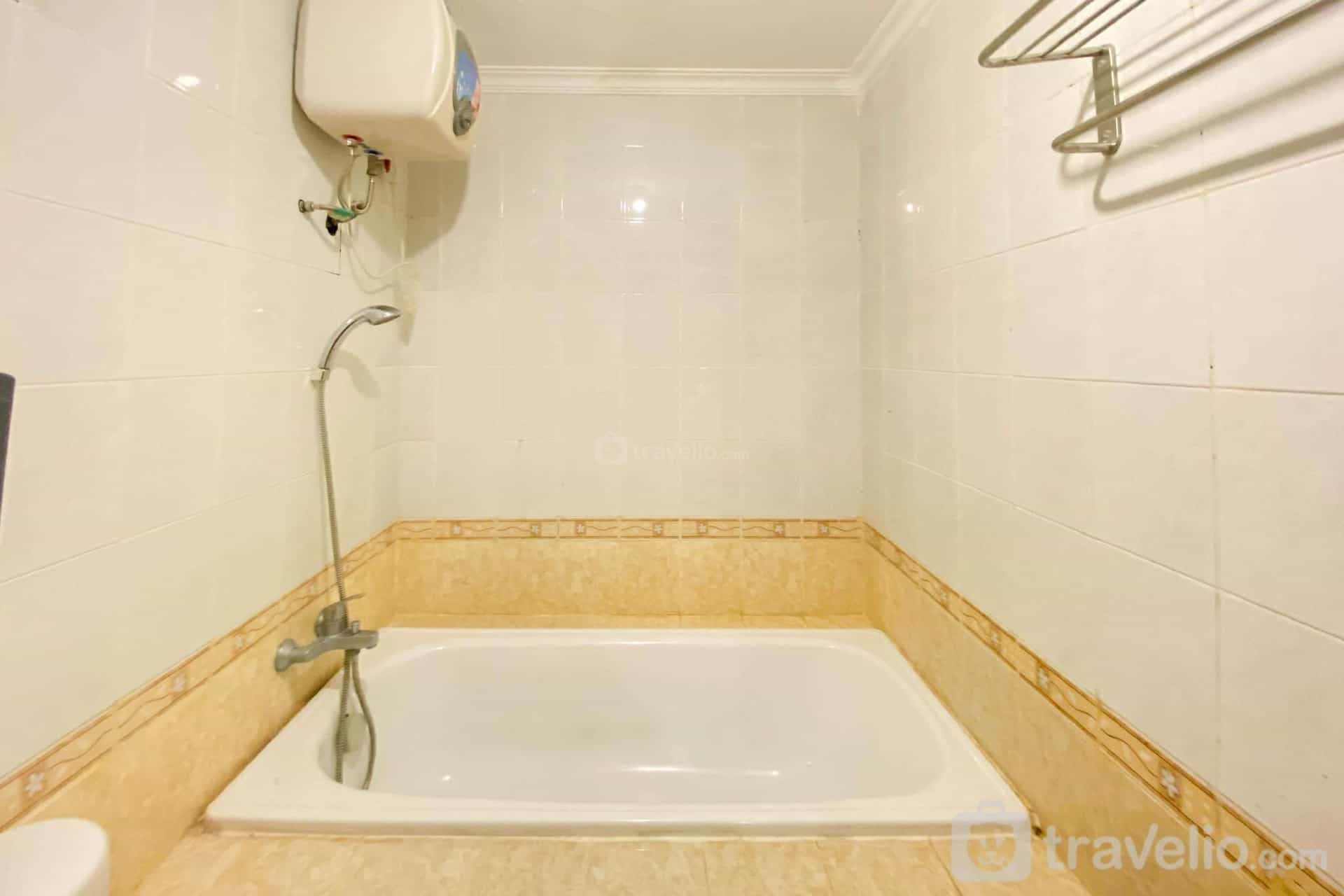 2BR with Working Room at Grand Palace By Travelio