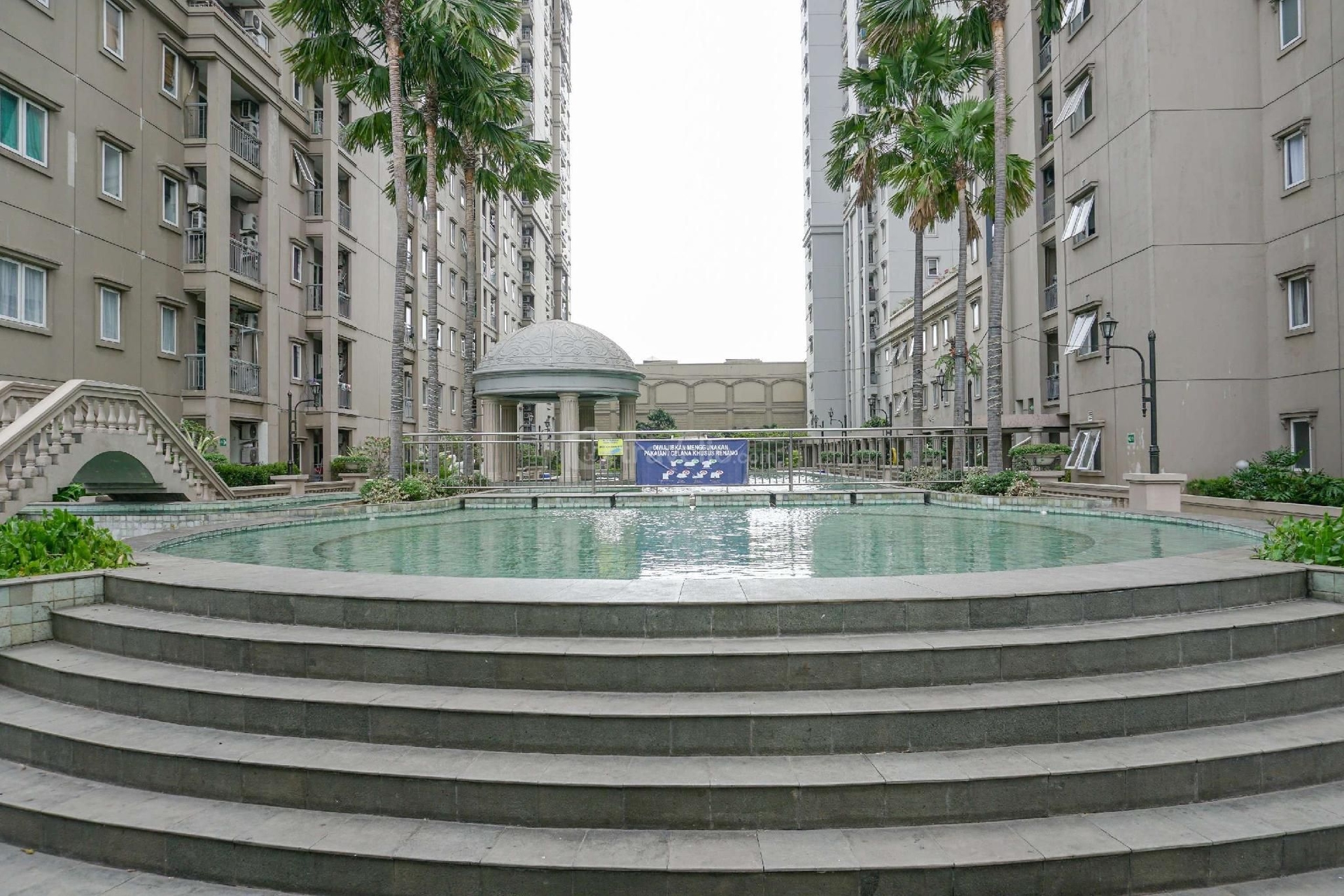 คอมฟอร์ท สตูดิโอ แกรนด์ พาเลซ เคมาโยรัน โดยทราเวลิโอ (Comfort Studio Grand Palace Kemayoran By Travelio)1