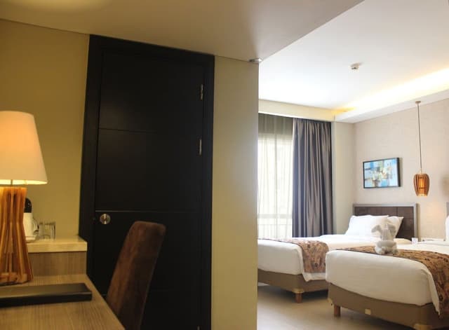 Grand Twin Room (Deluxe)