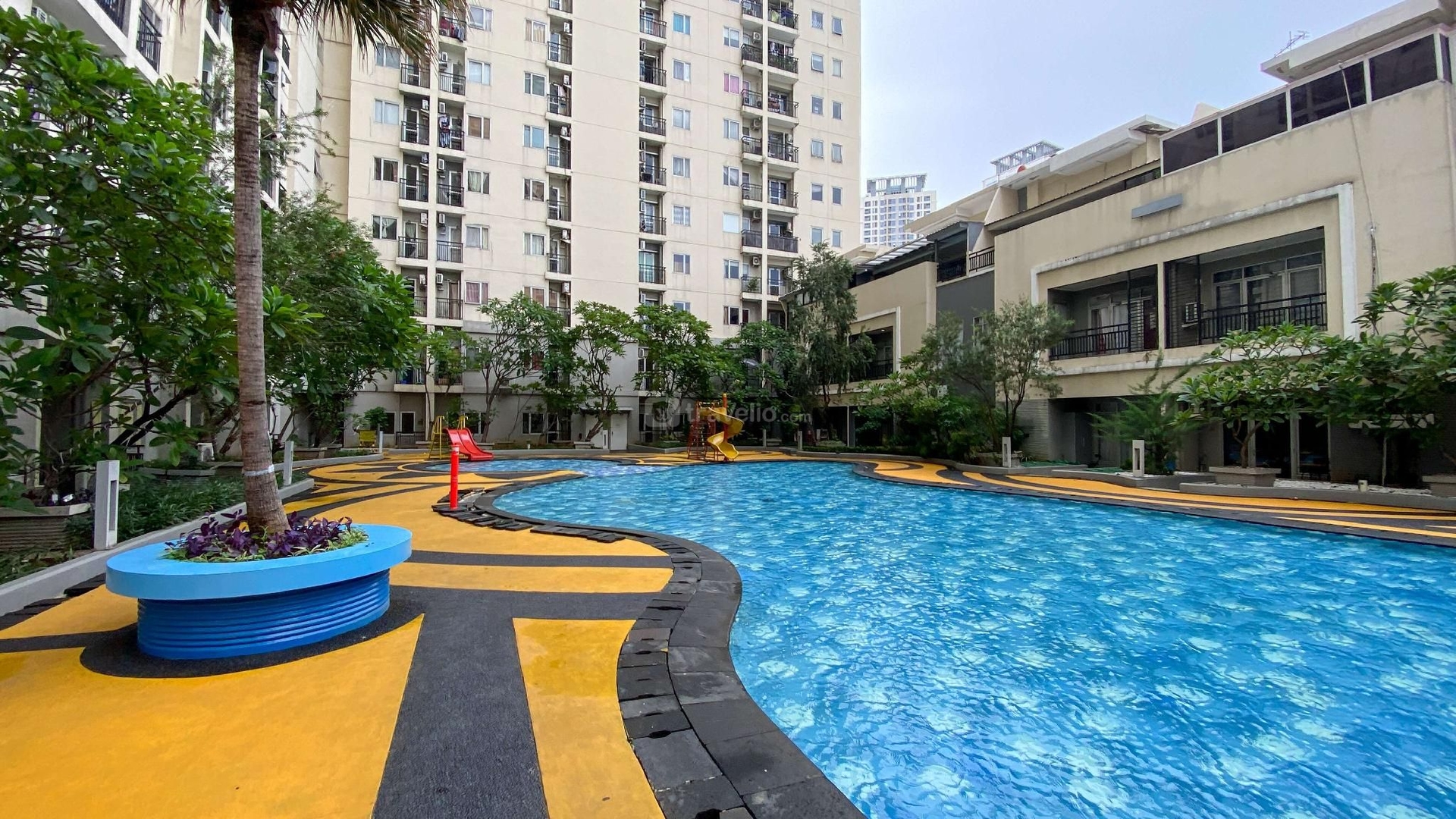 โคซี่ลีฟวิ่ง 1 ห้องนอนที่ เมเปิ้ล พาร์ค ซันเตอร์ โดย ทราเวลิโอ (Cozy Living 1BR Maple Park Sunter By Travelio)0